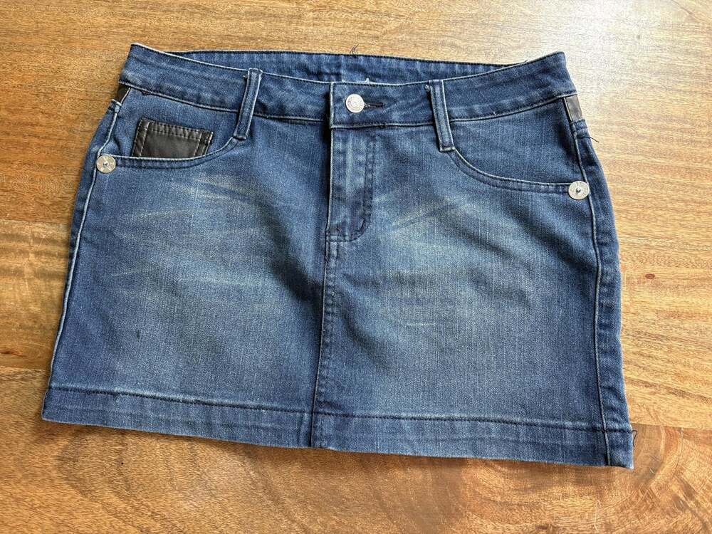 True Religion Skirt Womens 28 Blue Denim Mini Pencil 5 Pocket Made USA NWT
